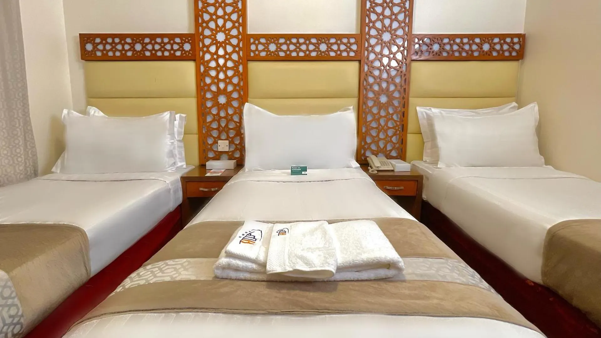 Rawdhat Al Mukhtara Hotel Medina Saudi Arabia